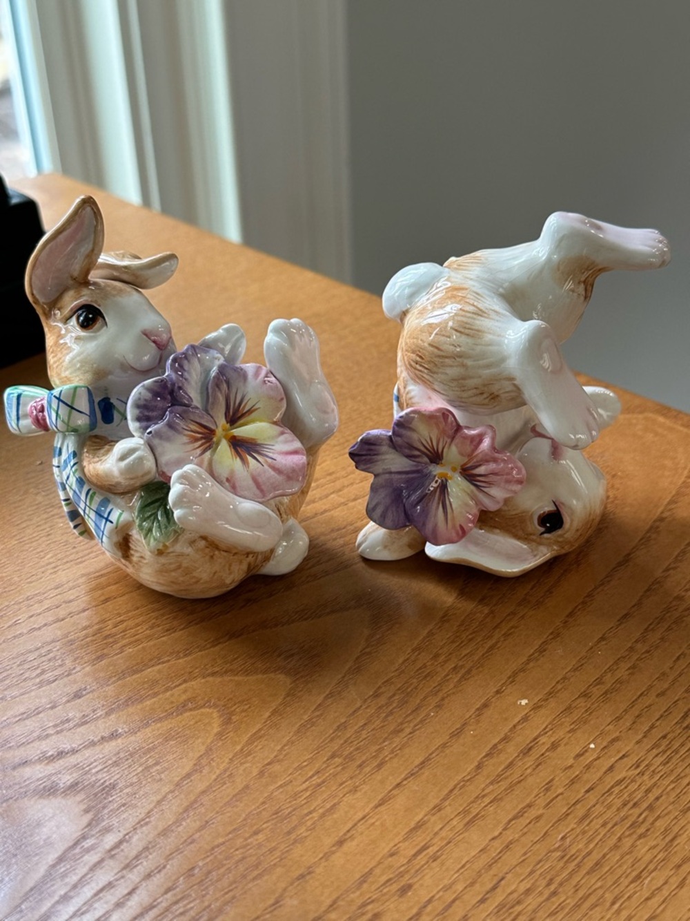 Fitz and Floyd Tumbling Rabbits Figurine Pair Halcyon Collection 2003 EUC